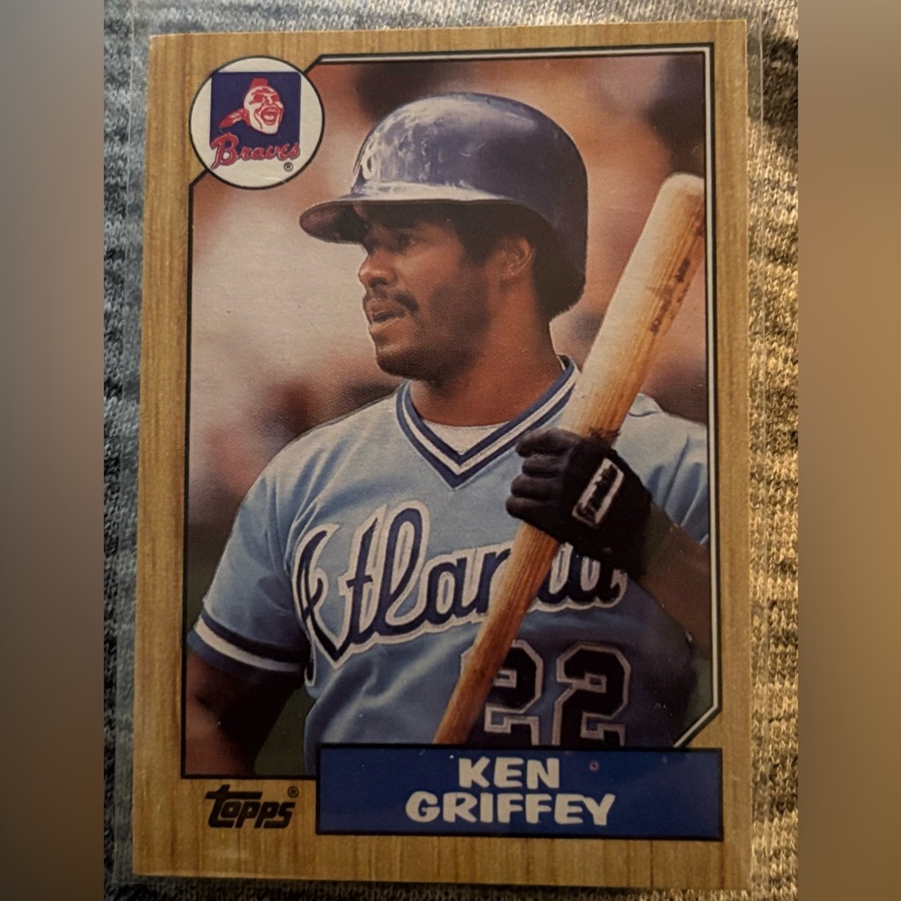 Ken Griffey Tiffany Baseball Card topps 1987 rare error card . Atlanta braves
